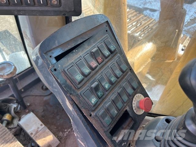 XCMG XR280D クローラドリル