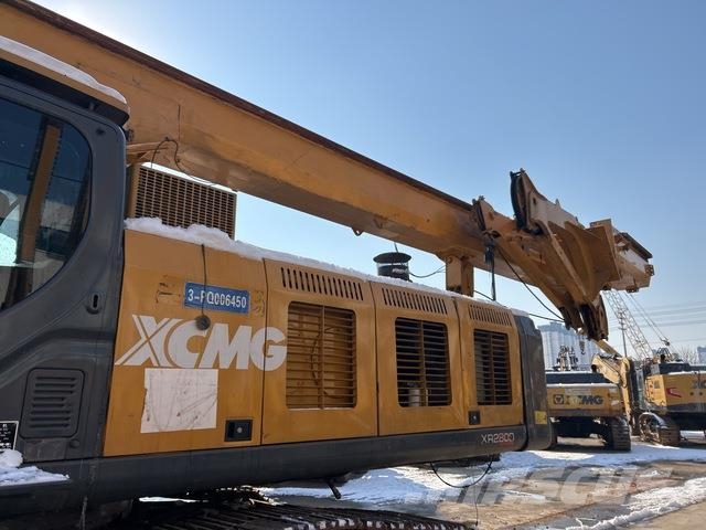 XCMG XR280D クローラドリル