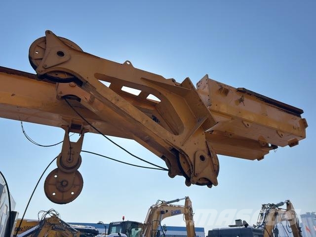 XCMG XR280D クローラドリル