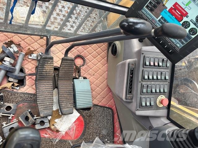 XCMG XR400D クローラドリル
