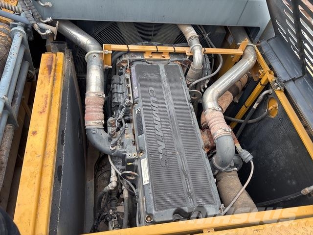 XCMG XR400D クローラドリル