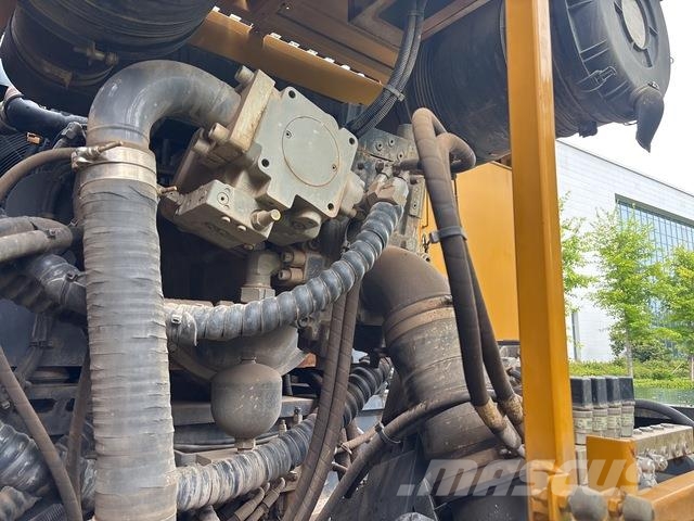 XCMG XR400D クローラドリル