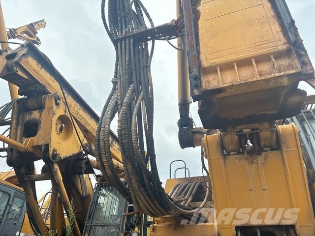 XCMG XR400D クローラドリル