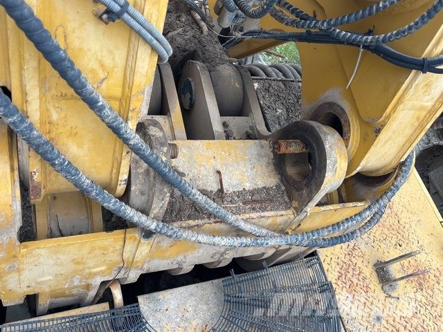 XCMG XR400D クローラドリル