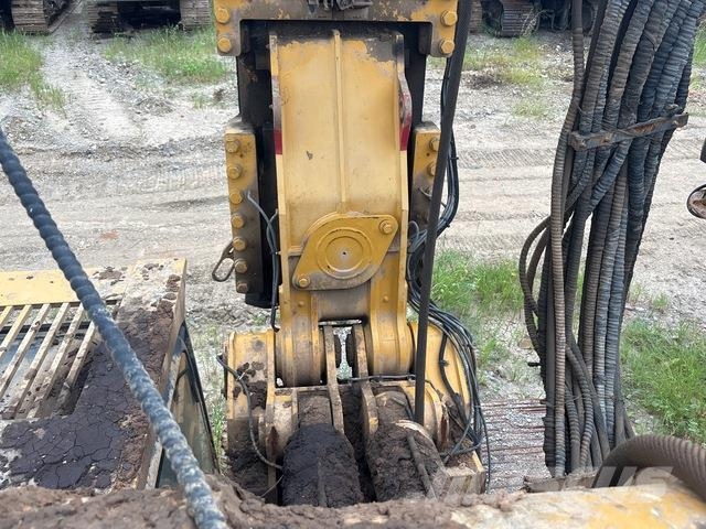 XCMG XR400D クローラドリル