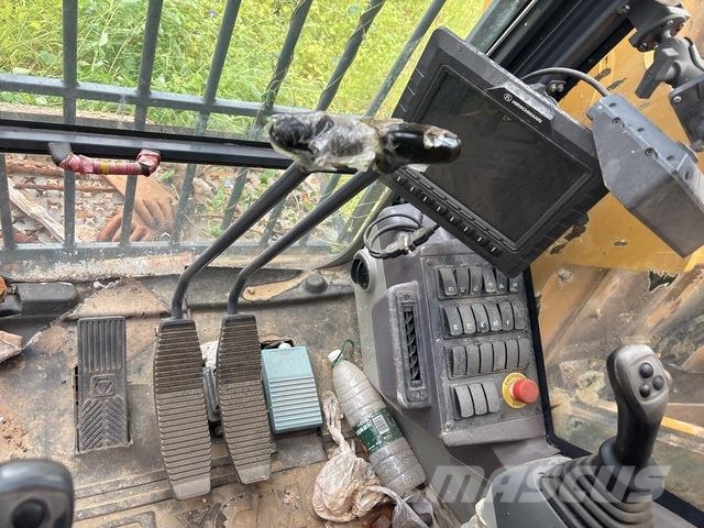 XCMG XR400D クローラドリル