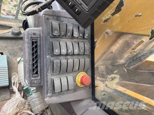 XCMG XR400D クローラドリル