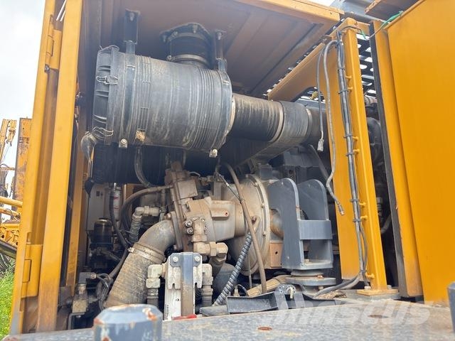 XCMG XR400D クローラドリル