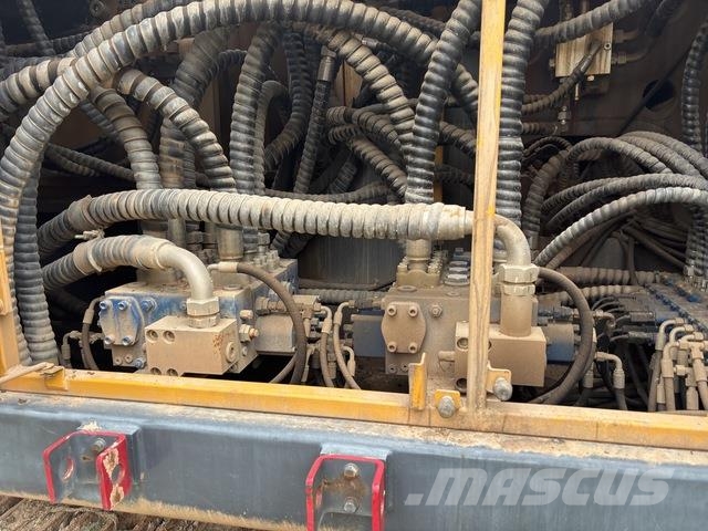 XCMG XR400D クローラドリル
