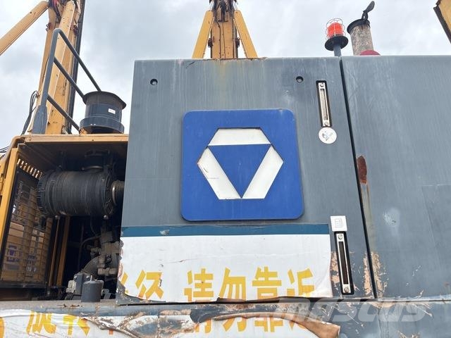 XCMG XR400D クローラドリル