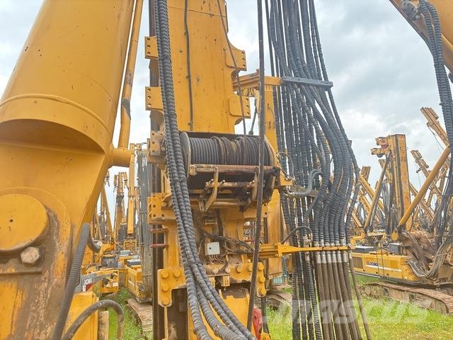 XCMG XR400D クローラドリル