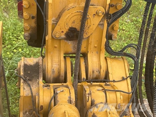XCMG XR400D クローラドリル