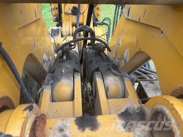 XCMG XR400D クローラドリル