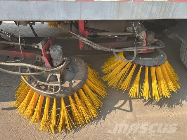XCMG XZJ5180TSLD5 Lakaisuautot