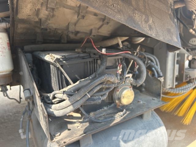 XCMG XZJ5180TSLD5 Lakaisuautot