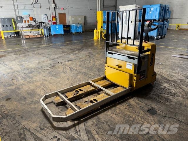 Yale MPW080LEN24T2748 Transpalette manuel