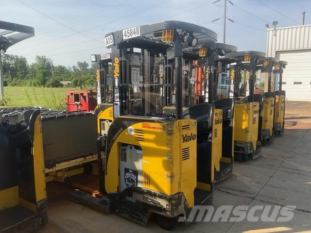 Yale NR035 شاحنات ذات رافعات شوكية تعمل بالكهرباء