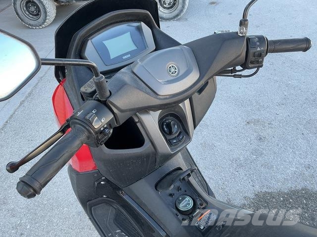 Yamaha NMax Todoterrenos