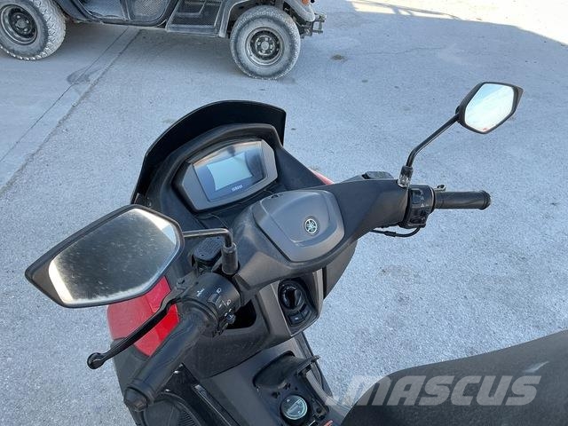 Yamaha NMax Todoterrenos