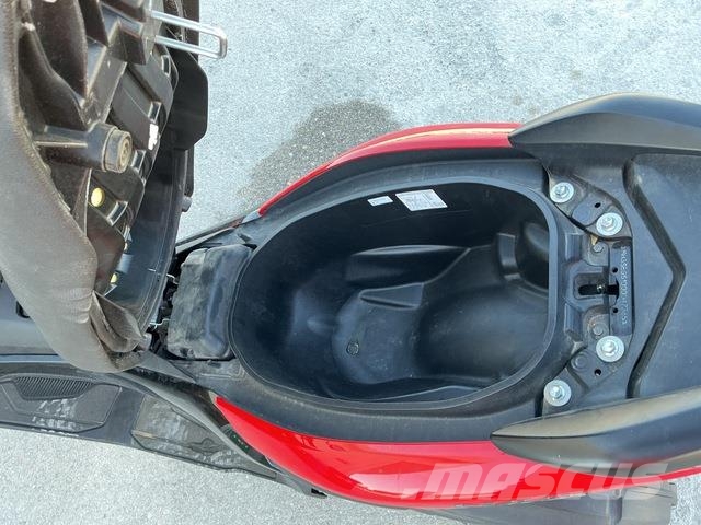 Yamaha NMax Todoterrenos