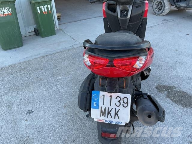 Yamaha NMax Todoterrenos