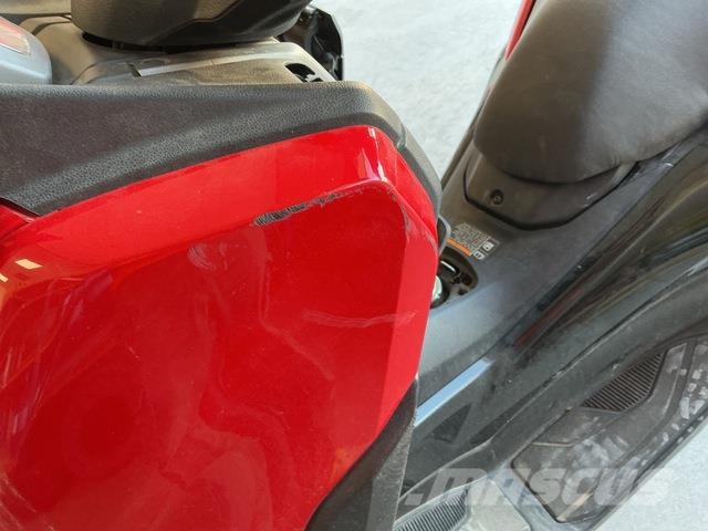 Yamaha NMax Todoterrenos