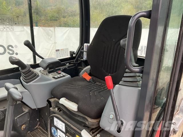 Yanmar SV26 حفارات صغيرة أقل من 7 طن (حفارات صغيرة)