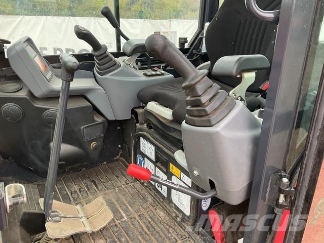 Yanmar SV26 حفارات صغيرة أقل من 7 طن (حفارات صغيرة)