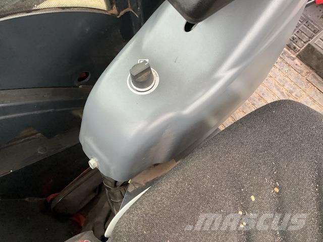 Yanmar SV26 حفارات صغيرة أقل من 7 طن (حفارات صغيرة)