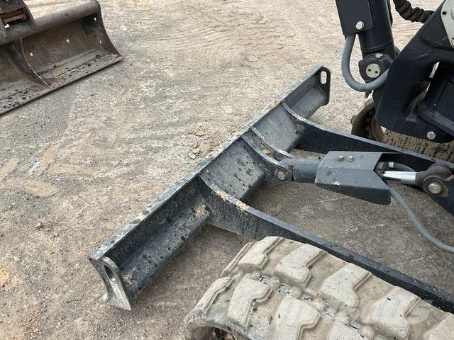 Yanmar SV26 حفارات صغيرة أقل من 7 طن (حفارات صغيرة)