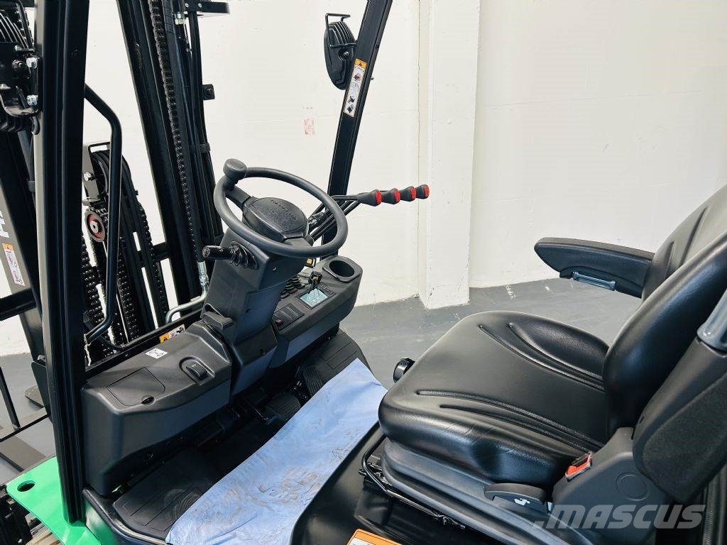 Hangcha CPD18-XCY2-SI Electric forklifts