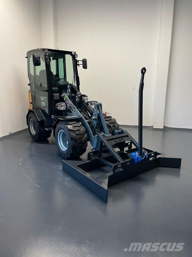 *Sonstige Bodenplaner Transporthilfe Radlader 建筑机械-其他