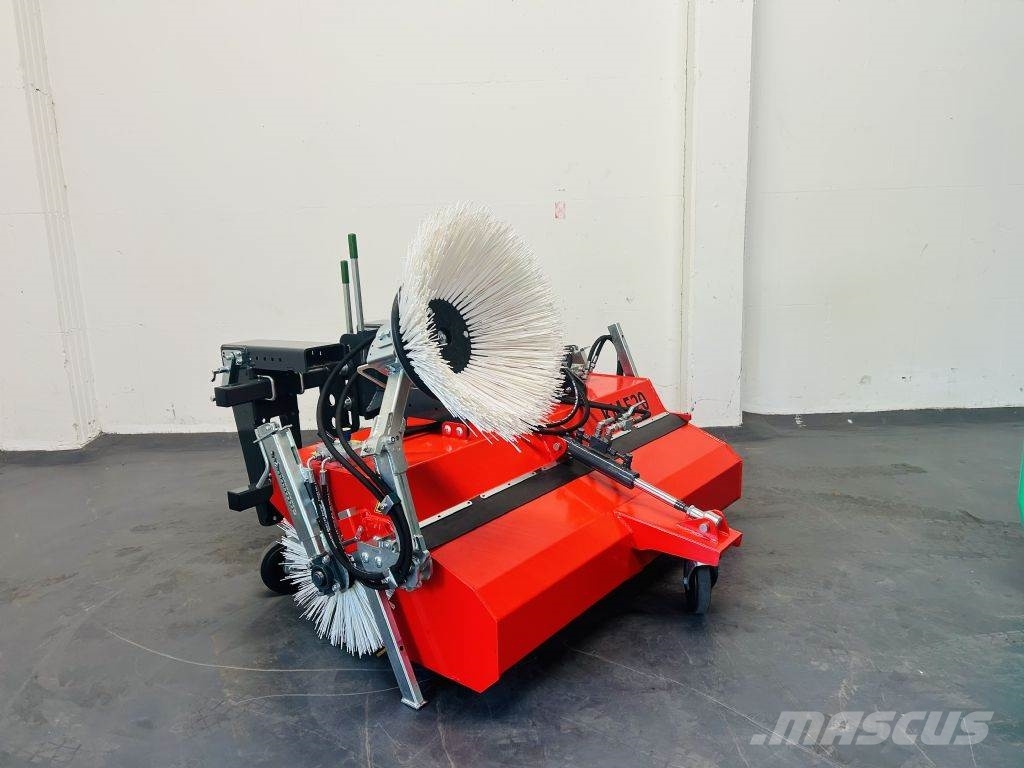  *Sonstige KM 520 Typ 1550 كناسات