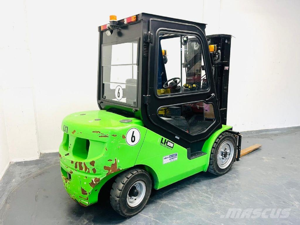 UN Forklift FB35 - Lithium Elektromos targoncák