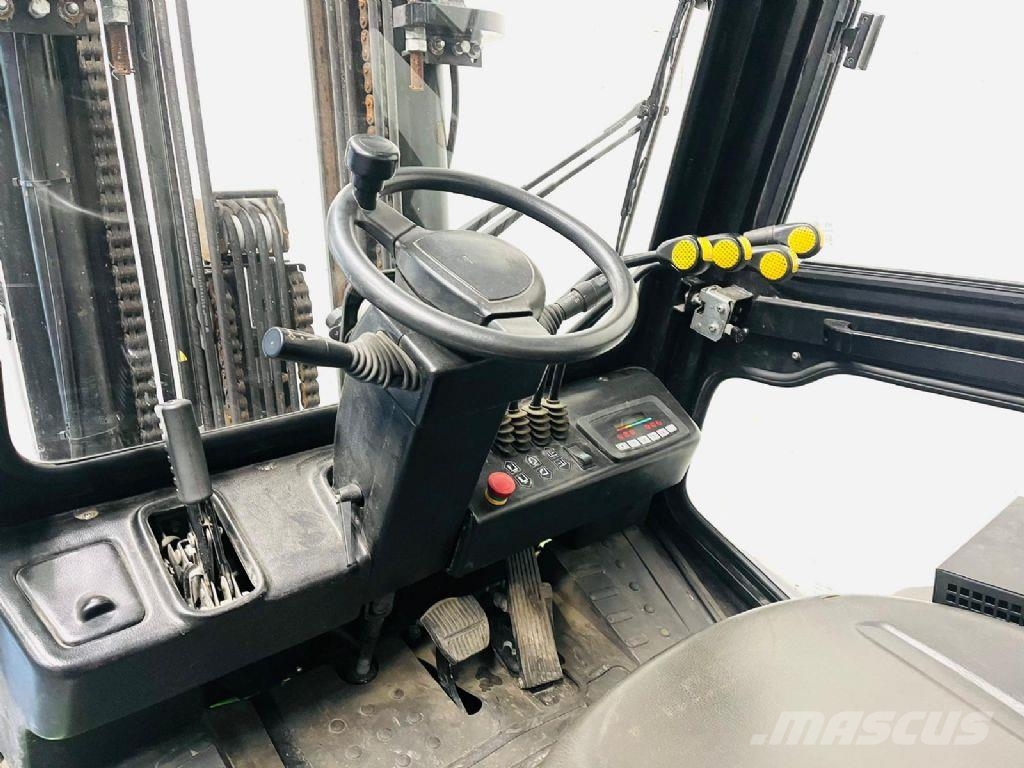 UN Forklift FB35 - Lithium Elektromos targoncák