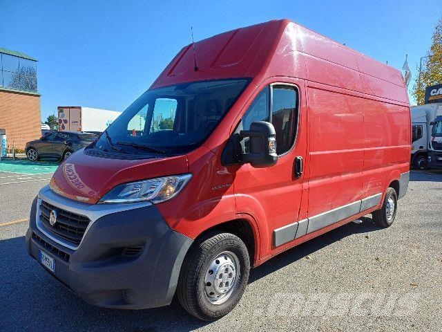 Fiat DUCATO CAMBIO AUTOMATICO Transporterek