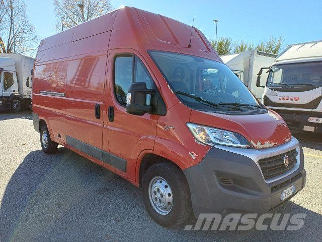 Fiat DUCATO CAMBIO AUTOMATICO Transporterek