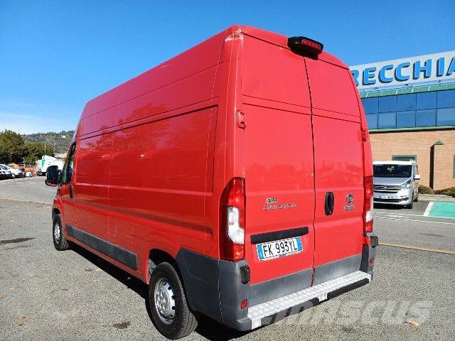 Fiat DUCATO CAMBIO AUTOMATICO Transporterek