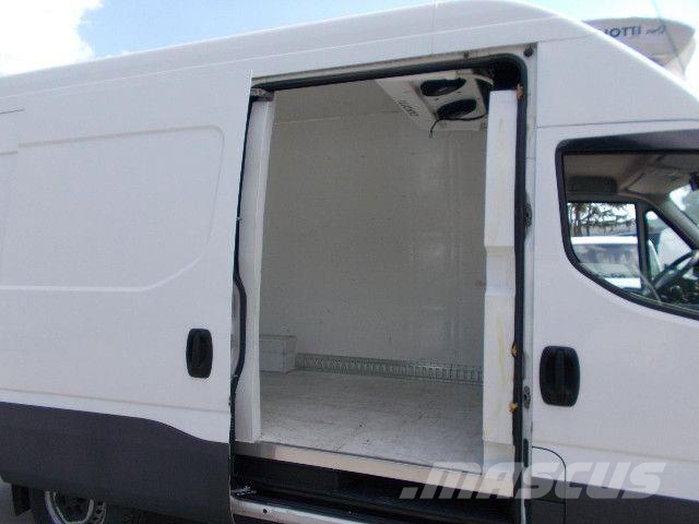 Iveco DAILY 35S14 - 3520 Camion frigorifique