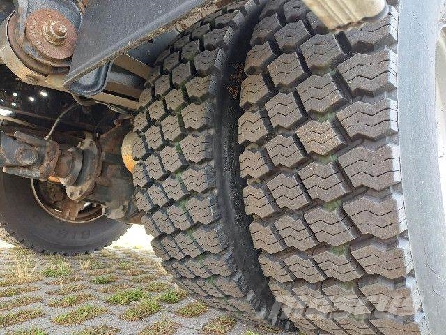 Iveco EUROCARGO ML140E25/P شاحنات أخرى