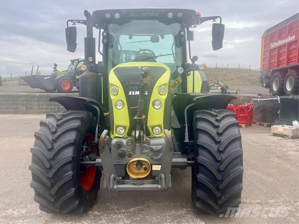 CLAAS 630 CIS+ Tractoren