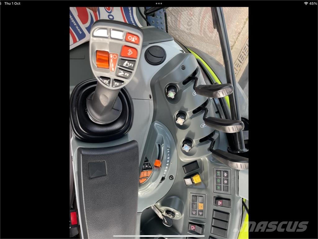 CLAAS ARION 450 Traktori