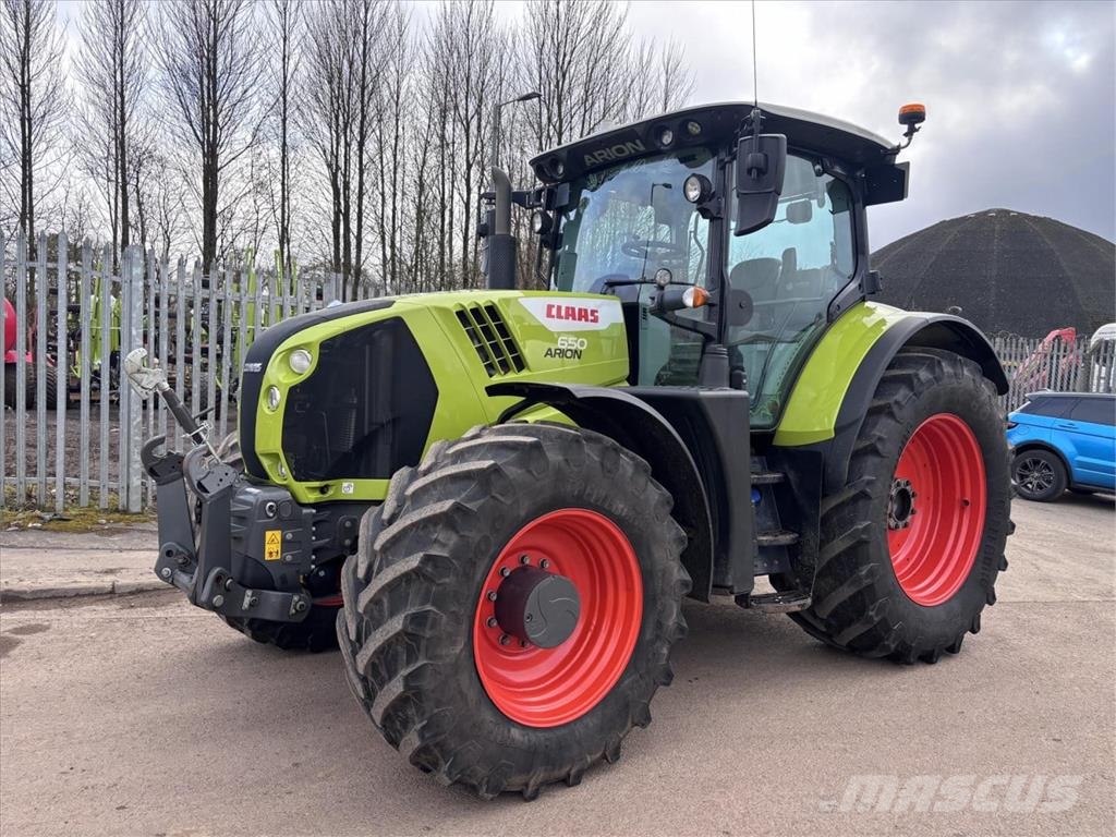 CLAAS ARION 650 Tractoren