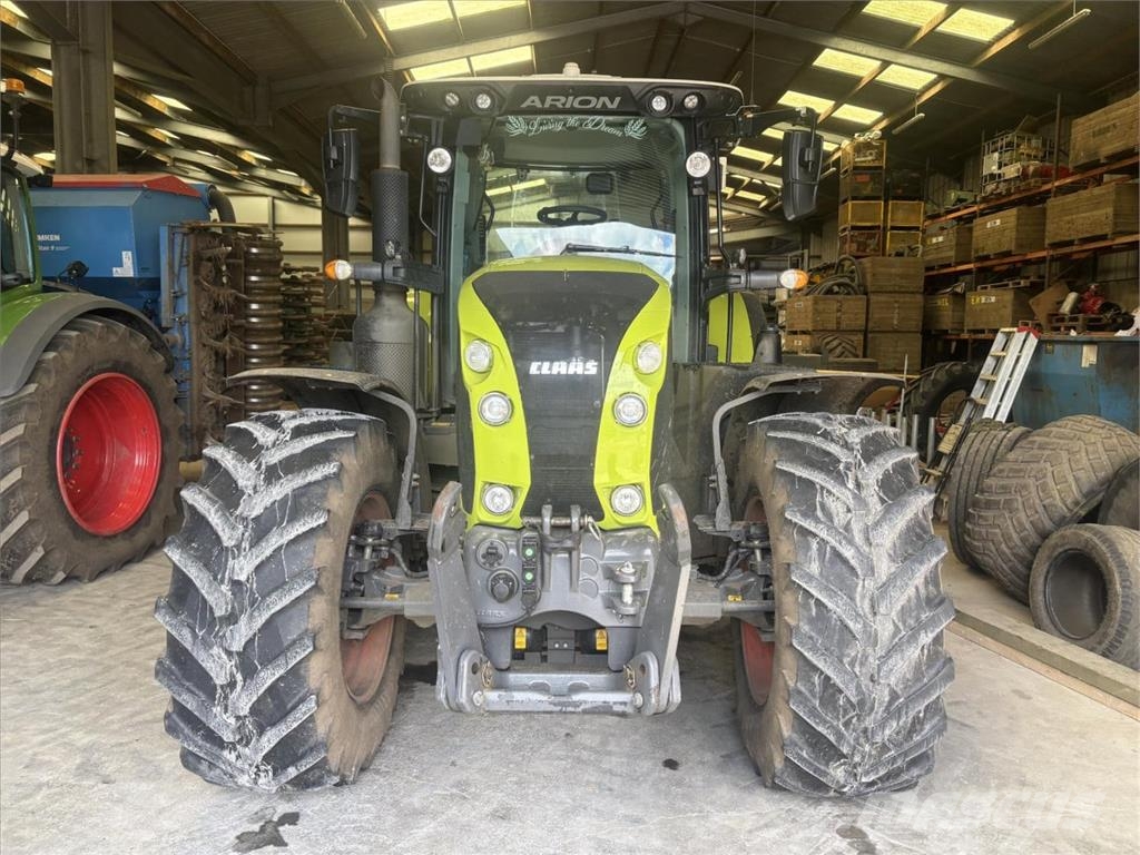 CLAAS ARION 650 Tractoren