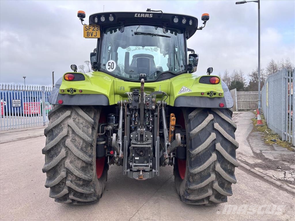 CLAAS ARION 650 Tractoren