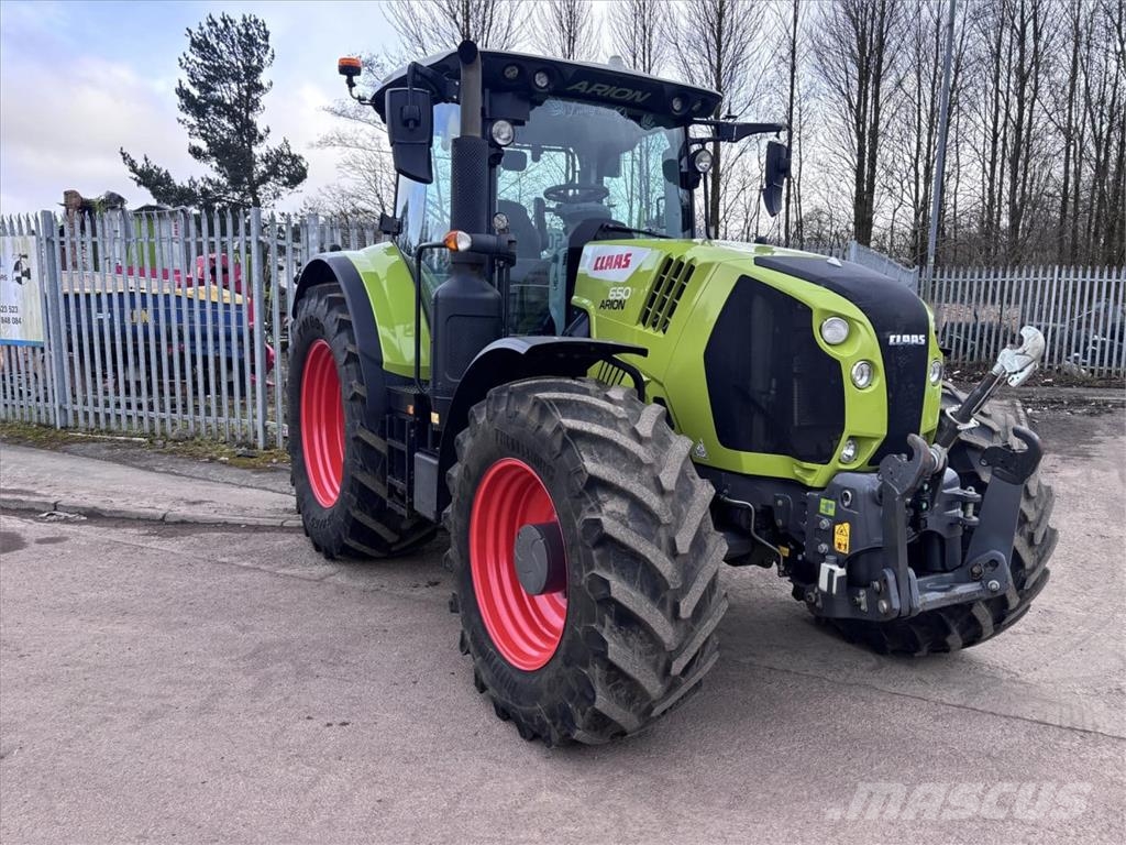CLAAS ARION 650 Tractoren