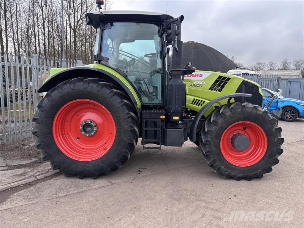 CLAAS ARION 650 Tractoren