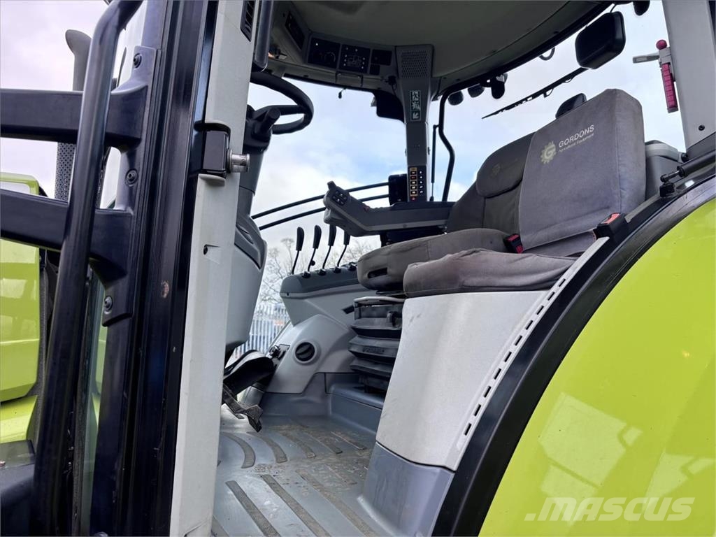 CLAAS ARION 650 Tractoren