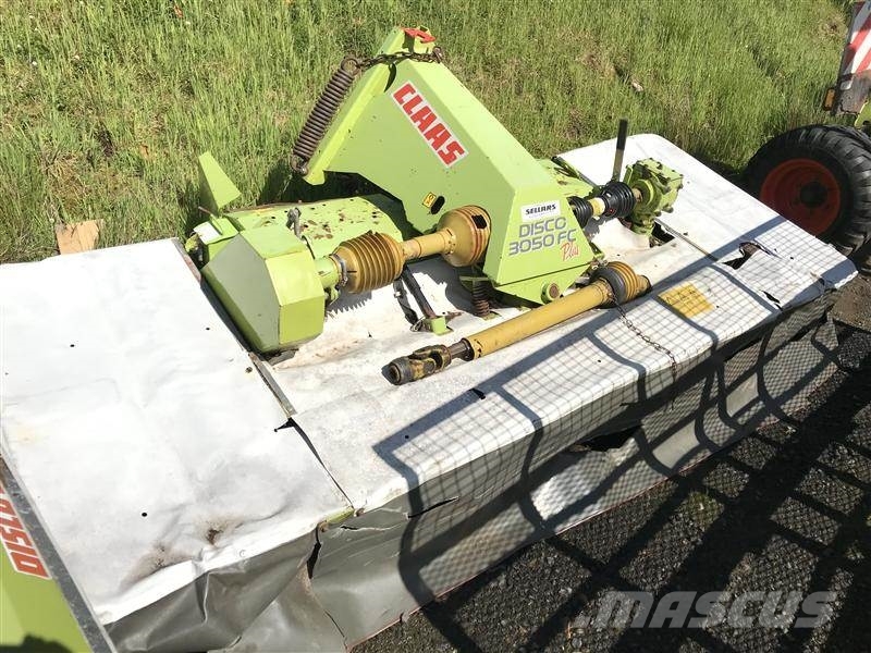 CLAAS ARION 650 Tractors