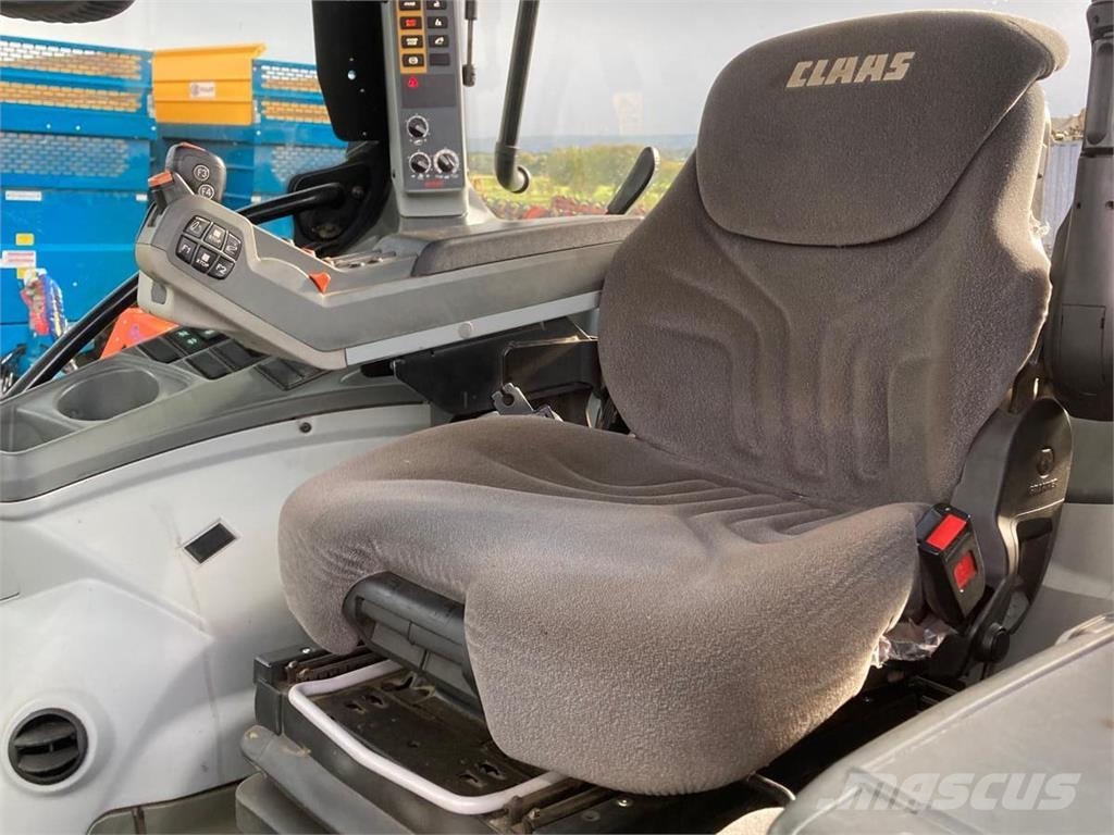 CLAAS ARION 650 Tratores